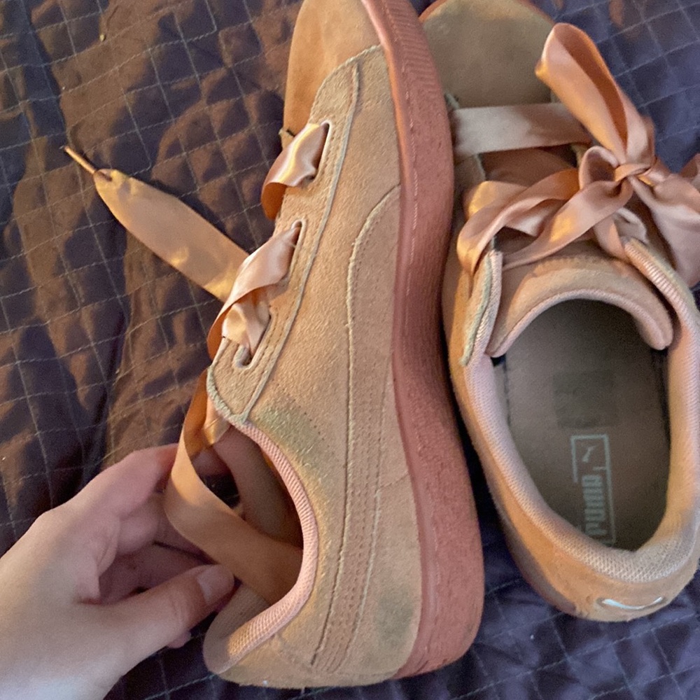 Womens puma pink velvet shoes - Picture 5 of 6